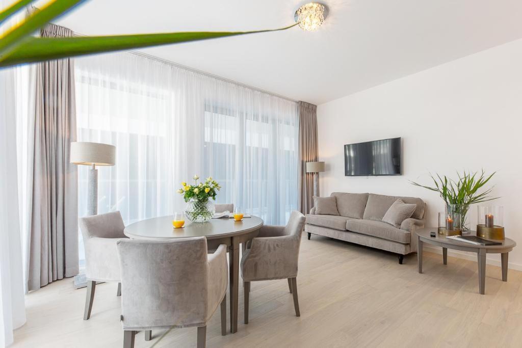 Dune Beach Resort C Миелно Екстериор снимка